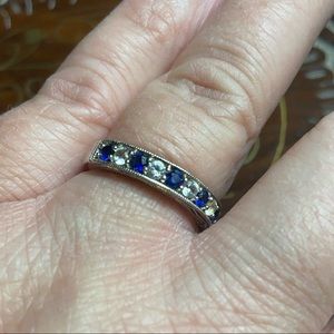 size 8.5 925 silver ring with sapphire blue and topaz white stones